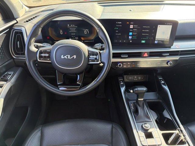 used 2024 Kia Sorento car, priced at $25,500