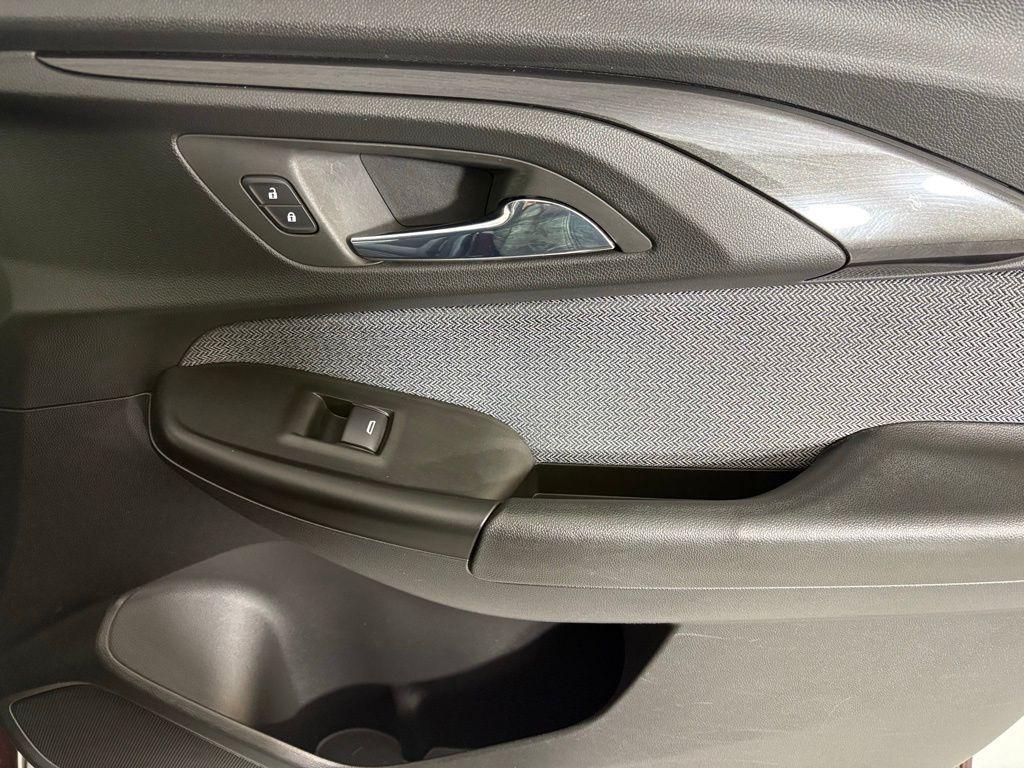 used 2022 Chevrolet TrailBlazer car, priced at $18,300