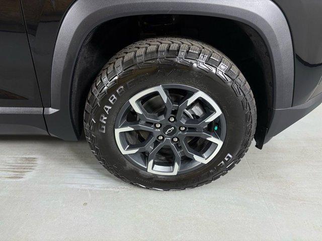 new 2026 Chevrolet Equinox car, priced at $31,595