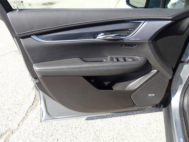 used 2024 Cadillac XT6 car, priced at $45,995