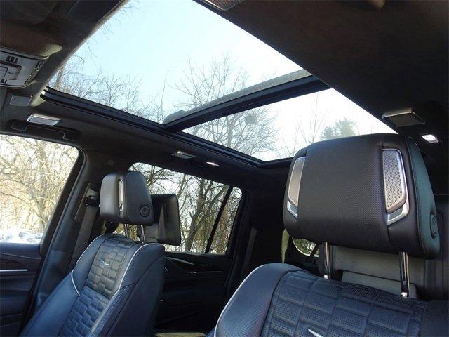 used 2022 Cadillac Escalade ESV car, priced at $65,995