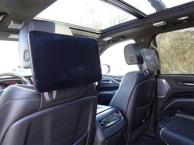 used 2022 Cadillac Escalade ESV car, priced at $65,995