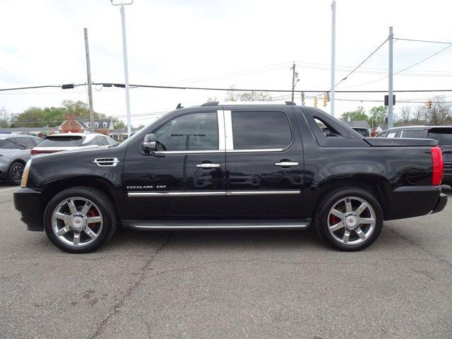 used 2013 Cadillac Escalade EXT car, priced at $28,995