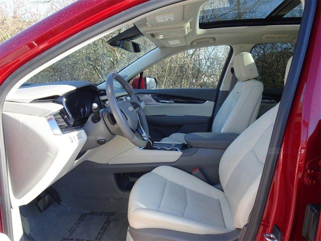 used 2024 Cadillac XT6 car, priced at $45,995