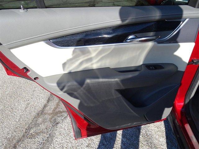 used 2024 Cadillac XT6 car, priced at $45,995