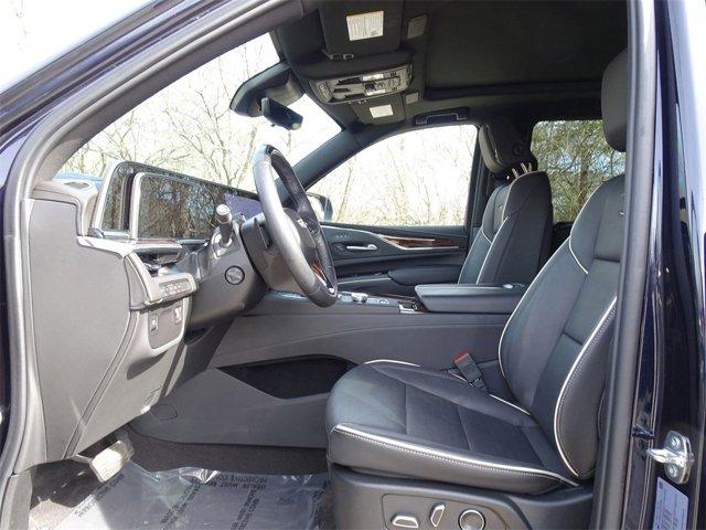used 2024 Cadillac Escalade car, priced at $75,995