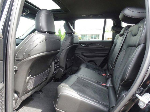 used 2024 Jeep Grand Cherokee car, priced at $34,995