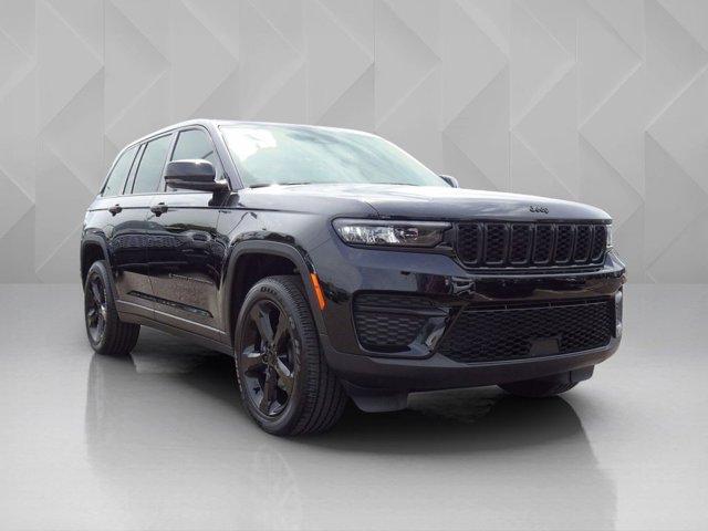 used 2024 Jeep Grand Cherokee car, priced at $34,995