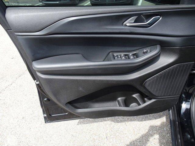 used 2024 Jeep Grand Cherokee car, priced at $34,995