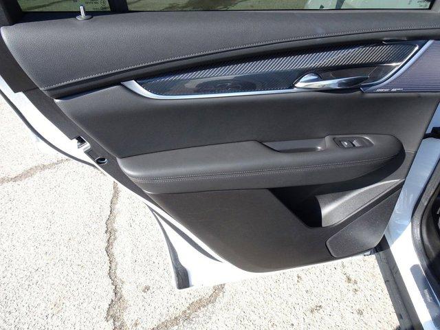 used 2024 Cadillac XT6 car, priced at $43,995