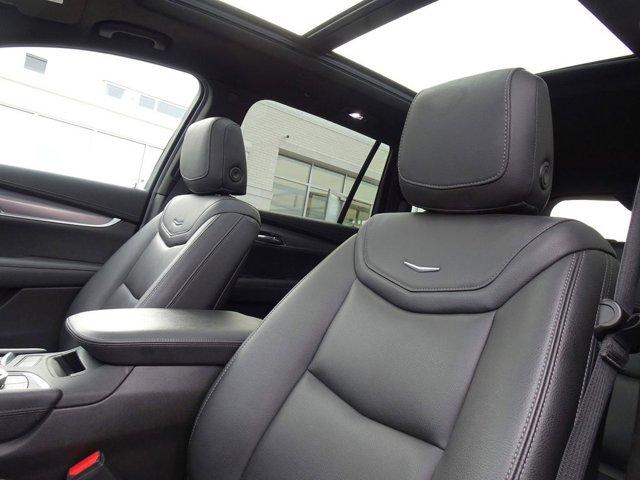 used 2023 Cadillac XT6 car, priced at $31,995