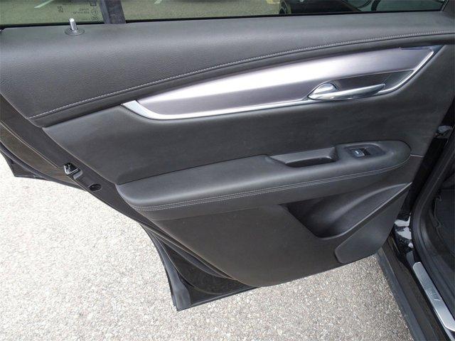 used 2023 Cadillac XT6 car, priced at $31,995