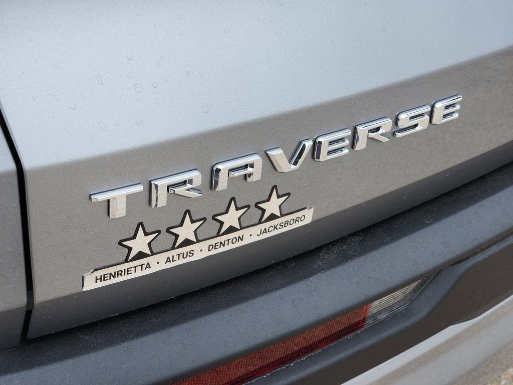 new 2026 Chevrolet Traverse car, priced at $42,445