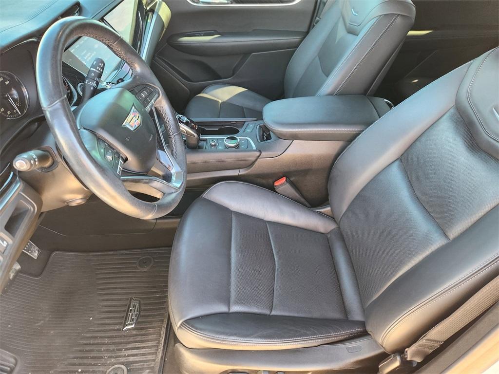 used 2021 Cadillac XT6 car, priced at $23,855