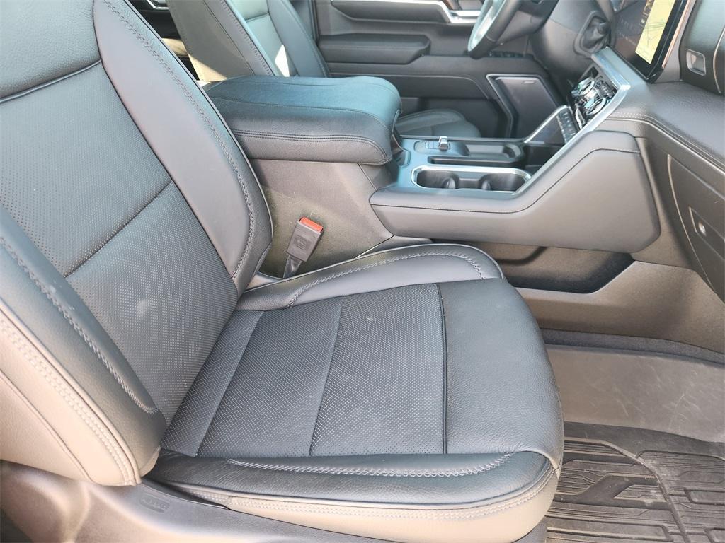 used 2024 GMC Sierra 2500 car, priced at $70,558