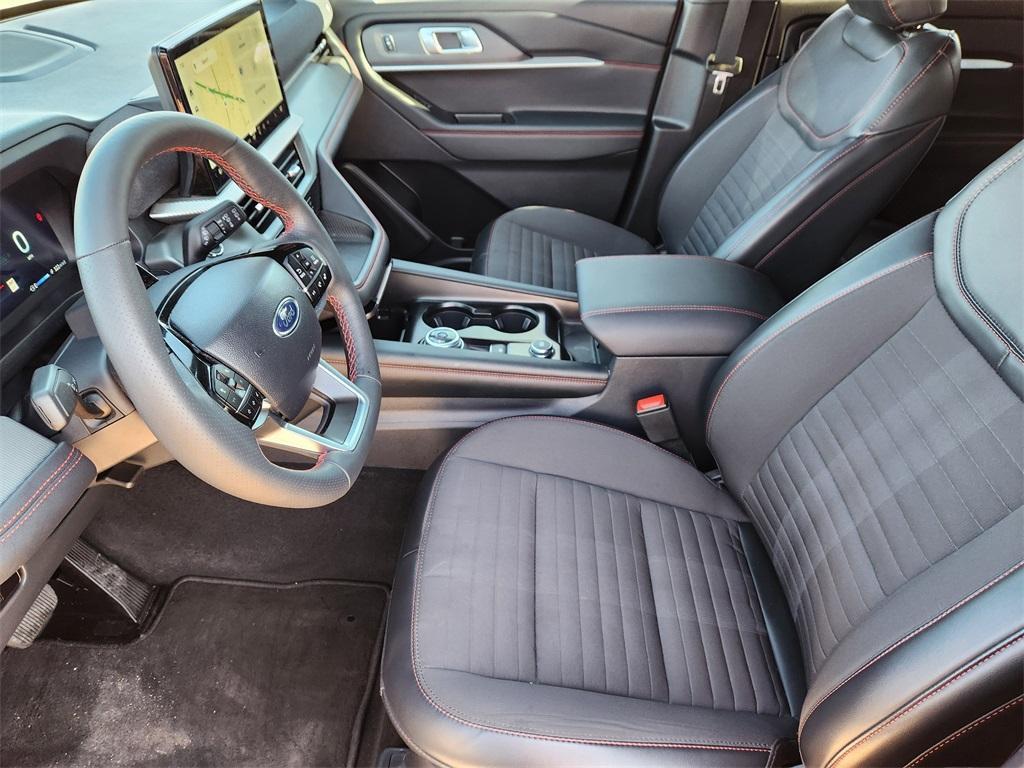 used 2025 Ford Explorer car, priced at $36,887