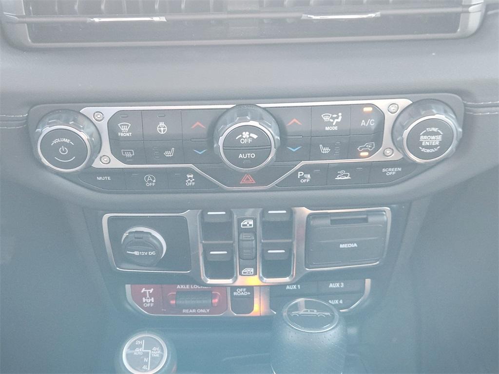 used 2024 Jeep Gladiator car, priced at $41,792