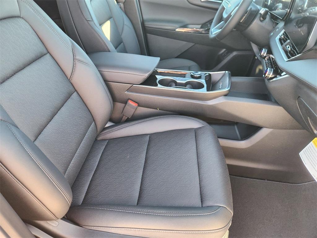 new 2026 Chevrolet Equinox car, priced at $31,655