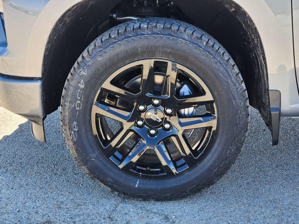 new 2026 Chevrolet Silverado 1500 car, priced at $43,696