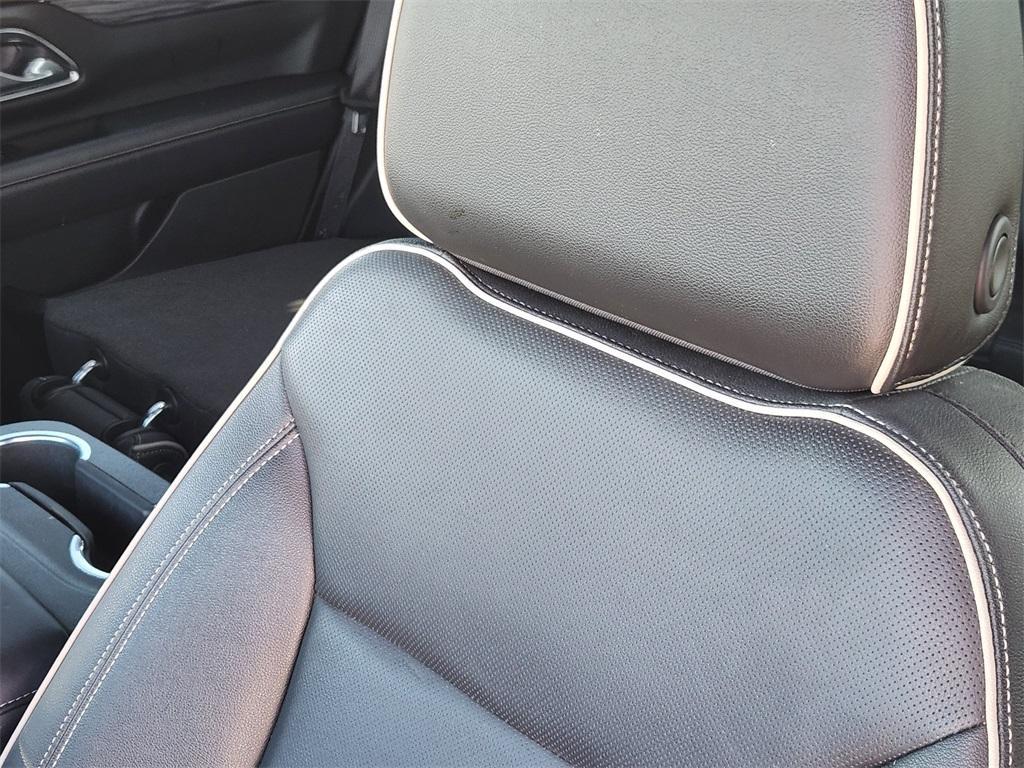 used 2023 GMC Yukon car, priced at $51,889