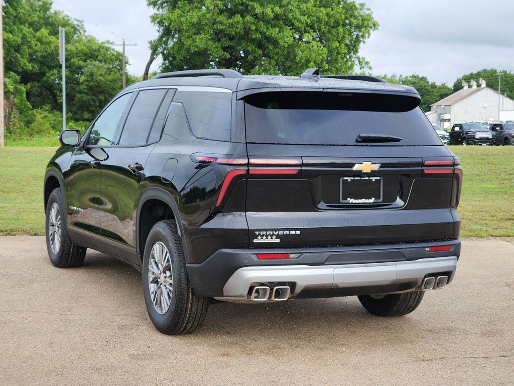 new 2026 Chevrolet Traverse car, priced at $43,670