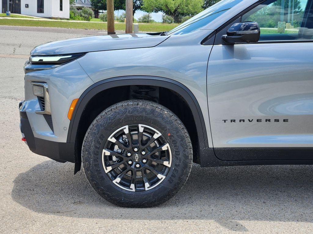 new 2026 Chevrolet Traverse car, priced at $54,705