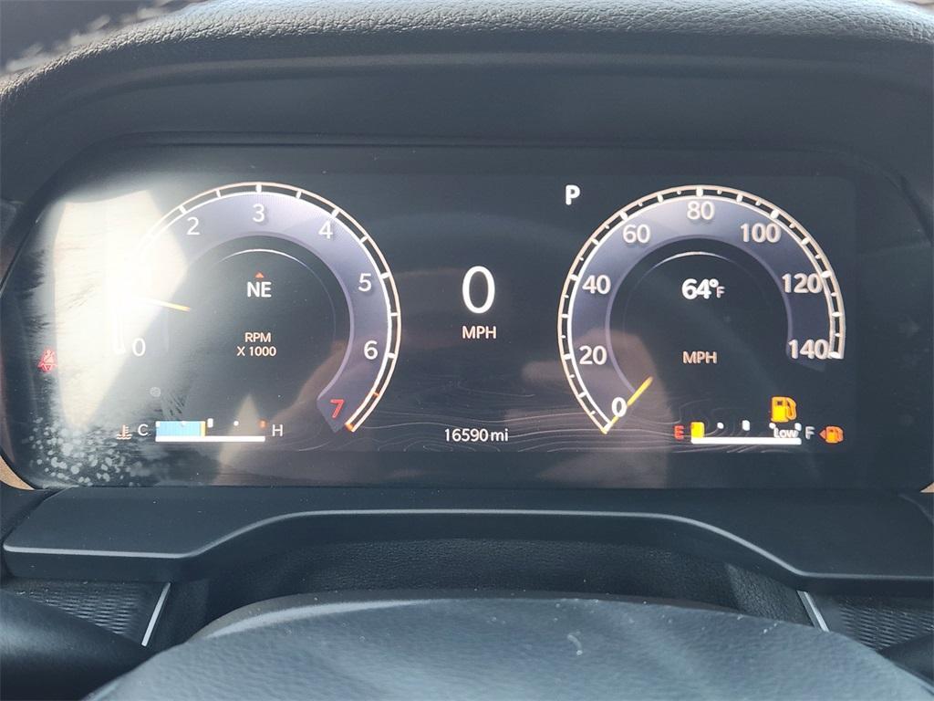 used 2025 Jeep Grand Cherokee car, priced at $35,588