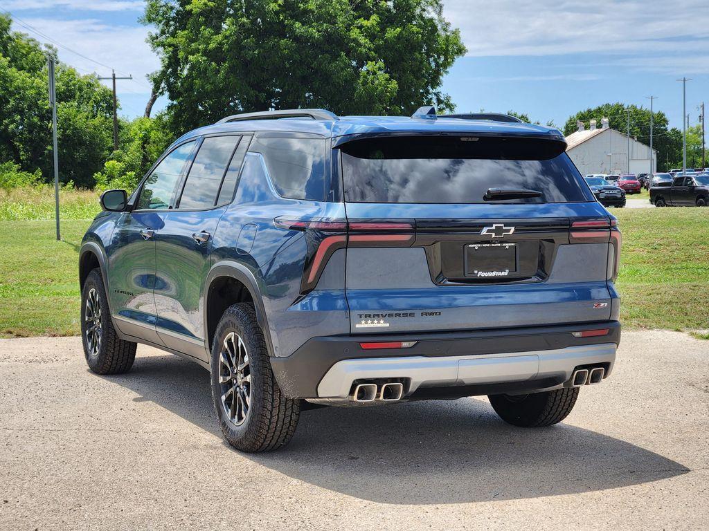 new 2026 Chevrolet Traverse car, priced at $54,705