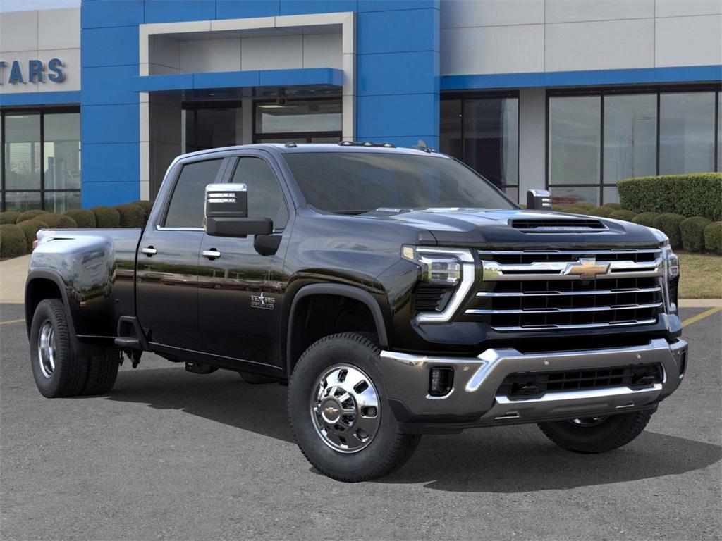 new 2026 Chevrolet Silverado 3500 car, priced at $82,214