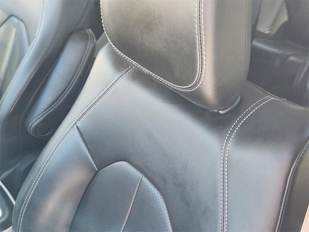 used 2023 Chrysler Pacifica car, priced at $22,553