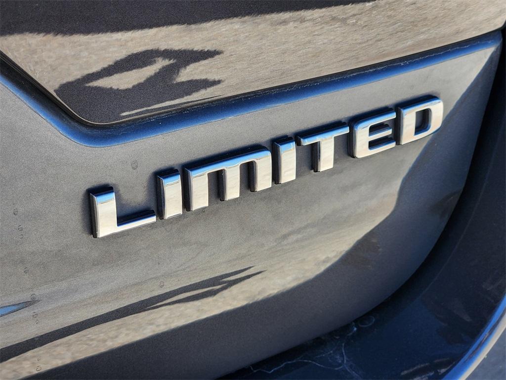 used 2022 Jeep Grand Cherokee car, priced at $27,387