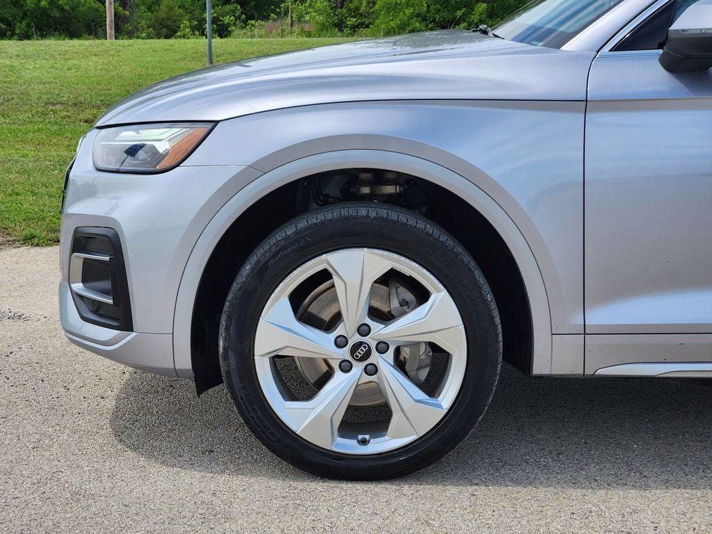 used 2021 Audi Q5 car, priced at $20,106