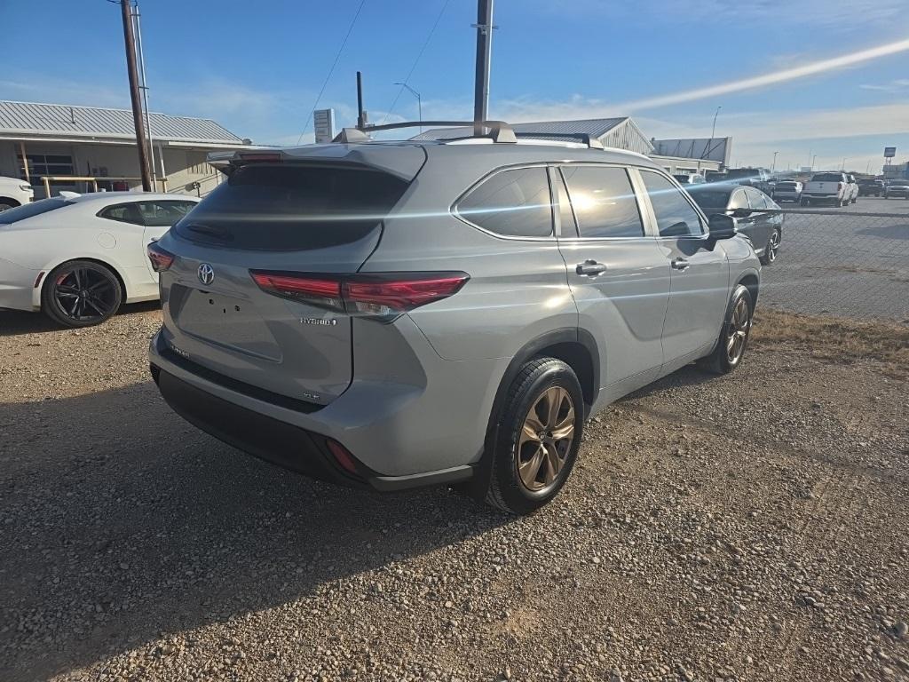 used 2023 Toyota Highlander Hybrid car, priced at $36,772
