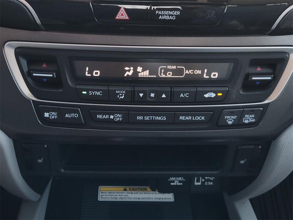 used 2021 Honda Pilot car, priced at $27,096