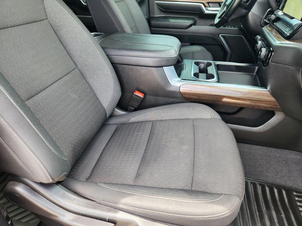 used 2025 Chevrolet Silverado 2500 car, priced at $51,114