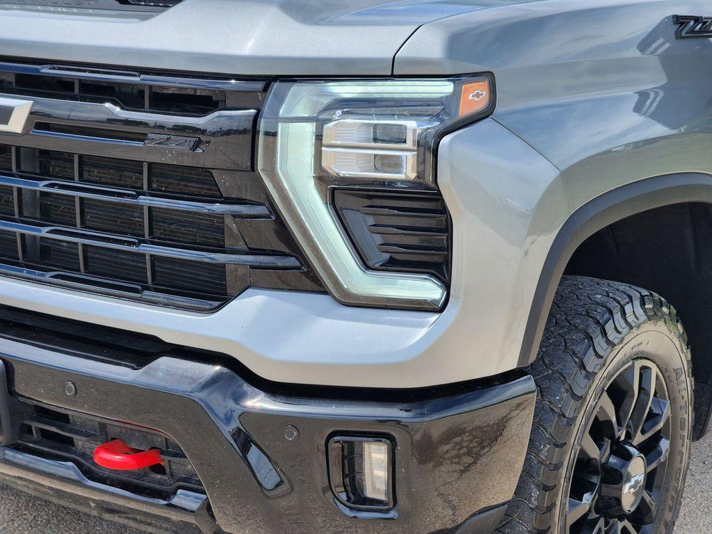 used 2025 Chevrolet Silverado 2500 car, priced at $51,114
