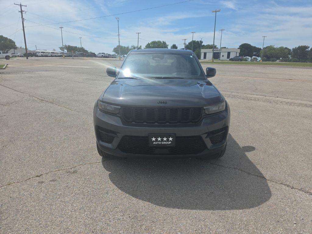 used 2023 Jeep Grand Cherokee car, priced at $29,224