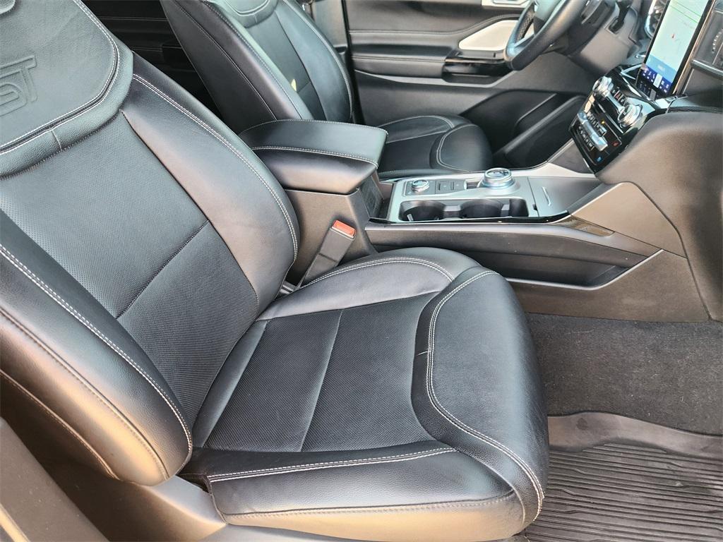 used 2023 Ford Explorer car, priced at $37,188