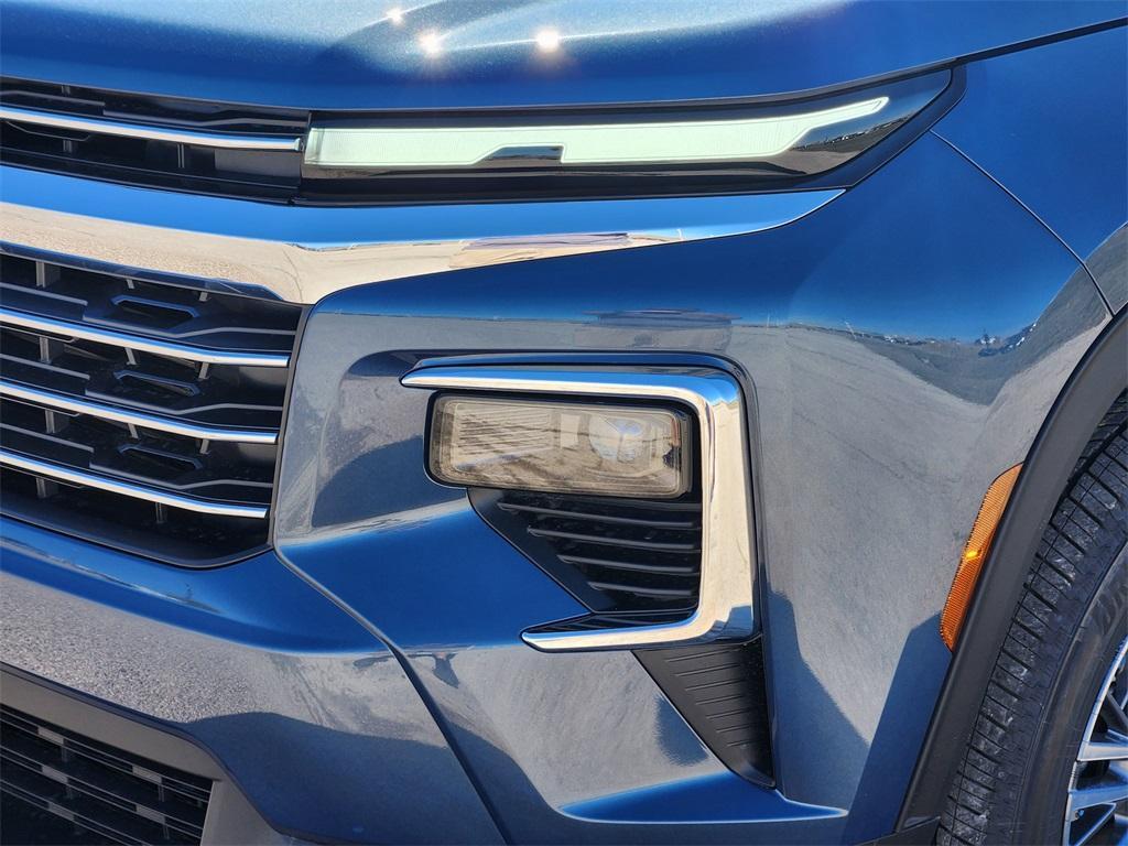 new 2026 Chevrolet Traverse car, priced at $41,220