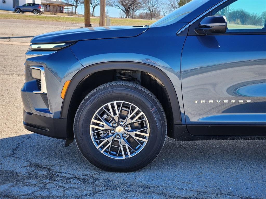 new 2026 Chevrolet Traverse car, priced at $41,220