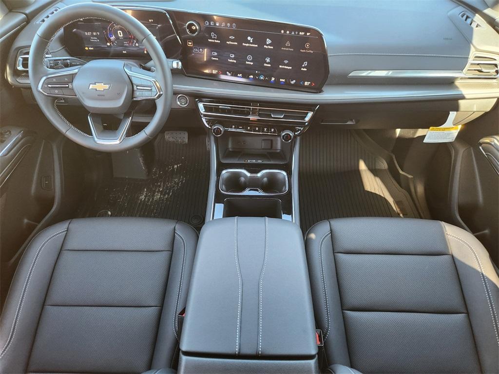 new 2026 Chevrolet Traverse car, priced at $41,220