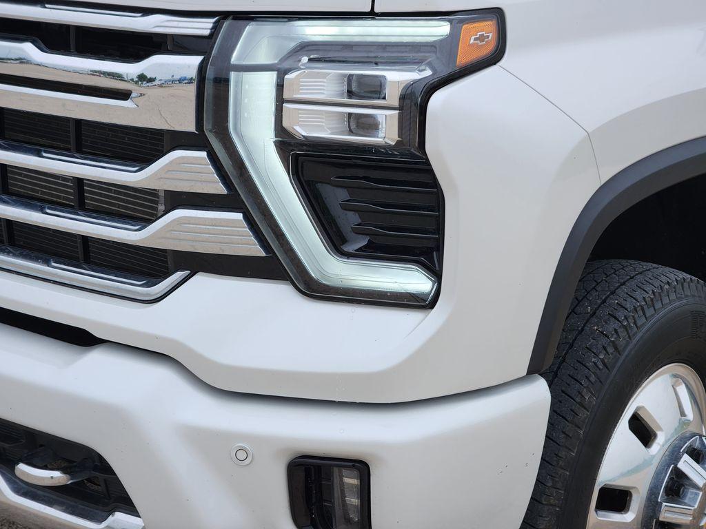 used 2024 Chevrolet Silverado 3500 car, priced at $72,672
