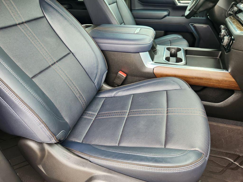 used 2024 Chevrolet Silverado 3500 car, priced at $72,672