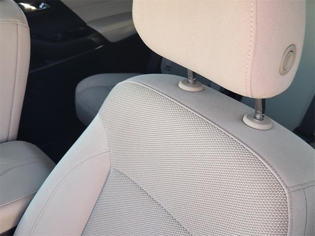 used 2022 Chevrolet Traverse car, priced at $23,175