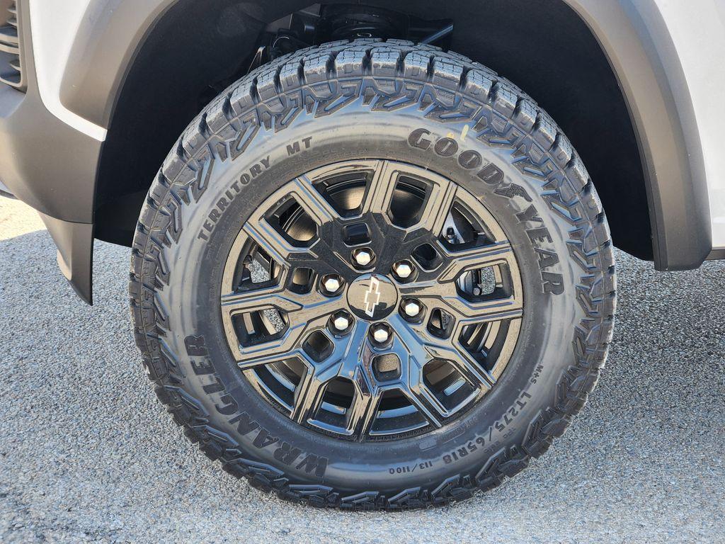 new 2026 Chevrolet Colorado car, priced at $42,547