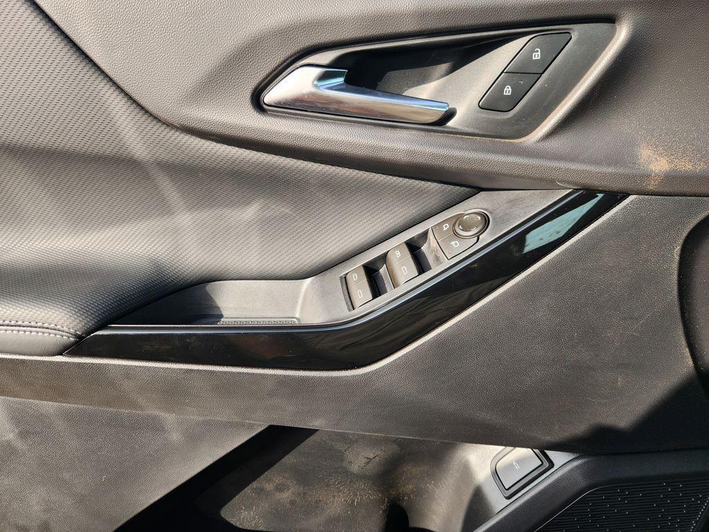 new 2026 Chevrolet Equinox car, priced at $33,150