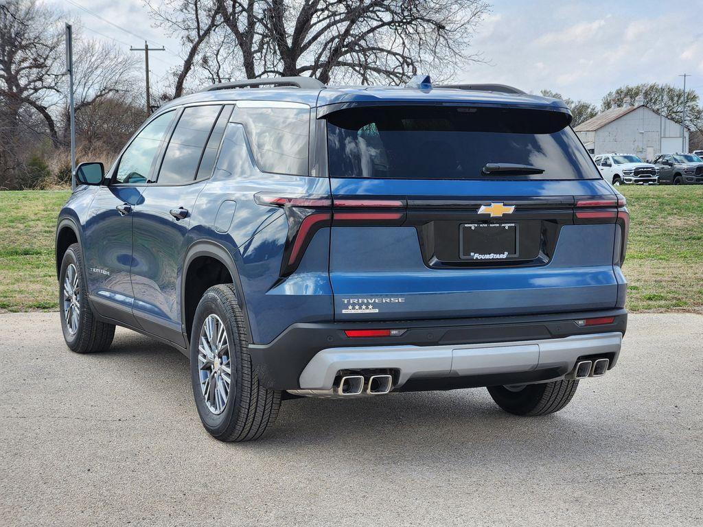 new 2026 Chevrolet Traverse car, priced at $43,445