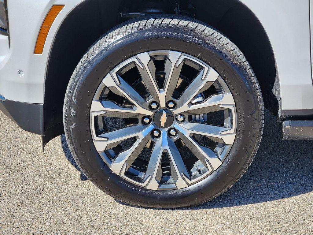 new 2025 Chevrolet Tahoe car, priced at $85,593
