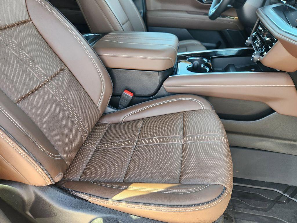 new 2025 Chevrolet Tahoe car, priced at $85,593