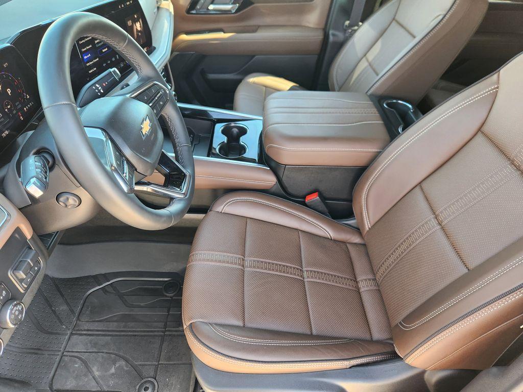 new 2025 Chevrolet Tahoe car, priced at $85,593